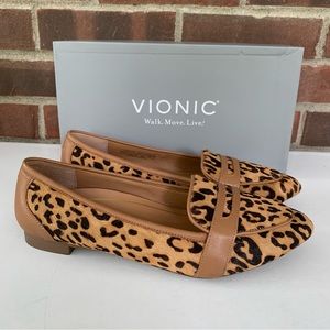 Vionic Savannah Leopard Print Tan Slip On Flats Loafers Women’s US 7 M